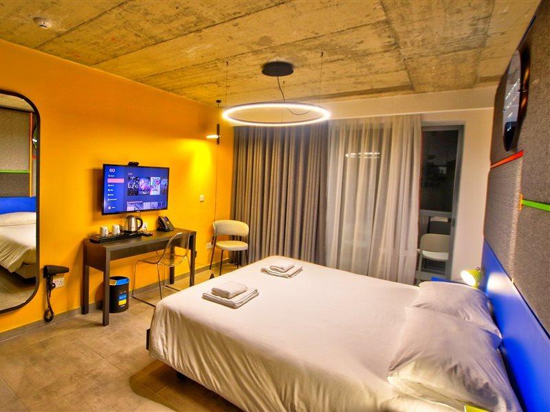 Ikyk Hotel (Adults Only) Saint Julian's Ngoại thất bức ảnh